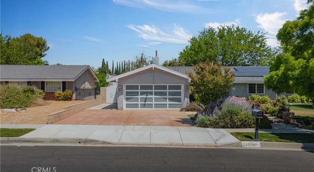 Photo of 39718 Country Club Dr, Palmdale, CA 93551