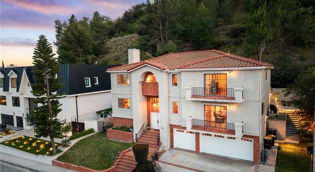 Photo of 3401 Country Club Dr, Glendale, CA 91208
