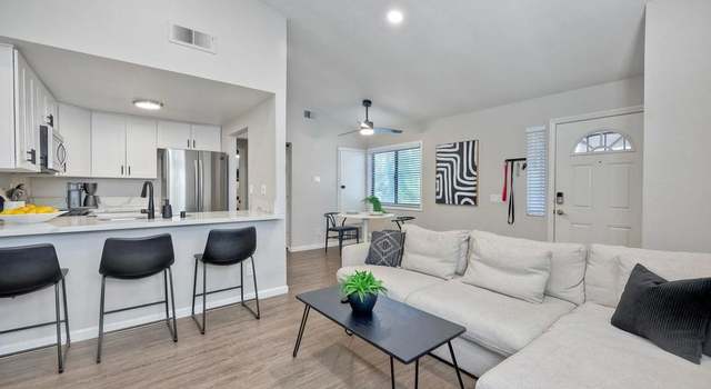 Photo of 1941 Wellington Ln #4, Vista, CA 92081