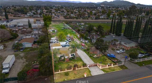 Photo of 1905 E Victoria Ave, San Bernardino, CA 92408