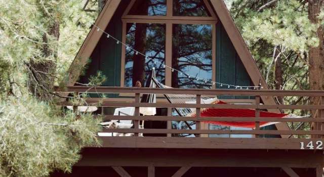 Photo of 1421 Linden Dr, Pine Mountain Club, CA 93222