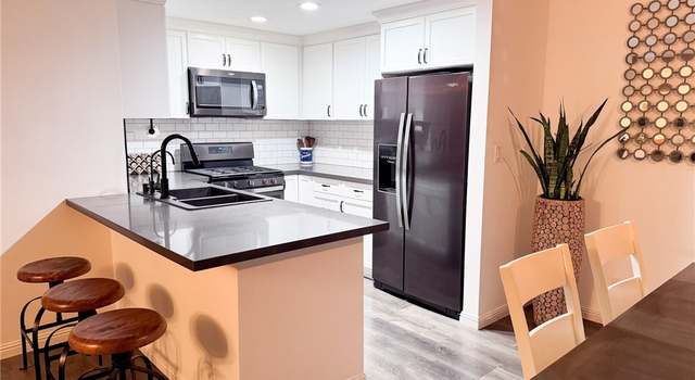Photo of 15511 Sherman Way #25, Van Nuys, CA 91406
