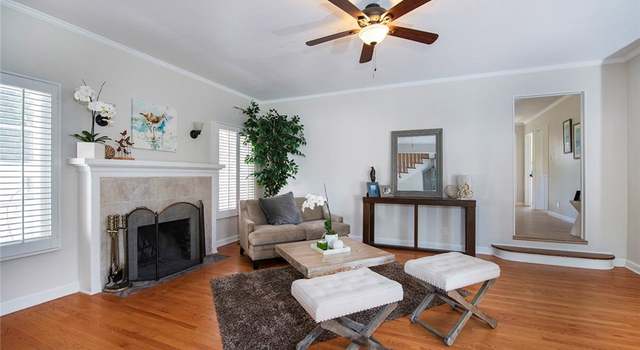 Photo of 11218 Osborne St, Sylmar, CA 91342