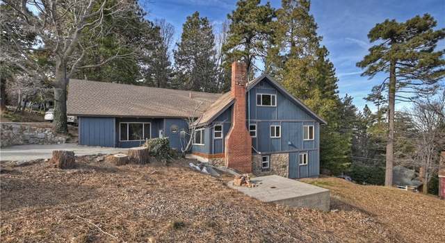 Photo of 1025 Playground Dr, Crestline, CA 92325