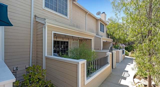 Property at 7038 De Celis Pl #9, Van Nuys, CA 91406, 2 beds, 2.5 baths