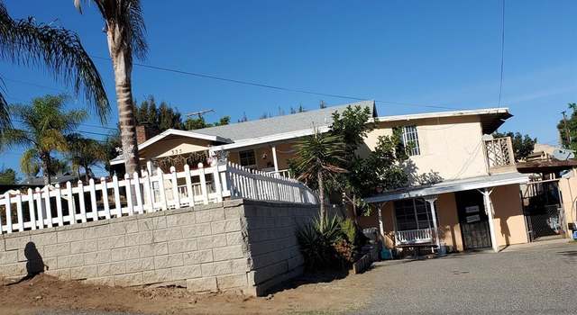 Photo of 335 W Hawthorne St, Fallbrook, CA 92028