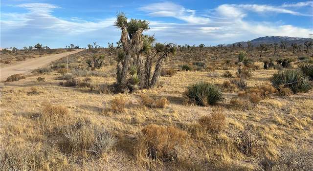Photo of 23926 Poppy Rd, Apple Valley, CA 92308