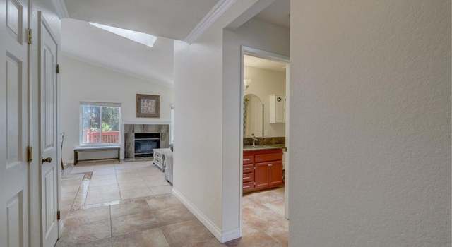 Photo of 1689 Madrone Gln, Escondido, CA 92027