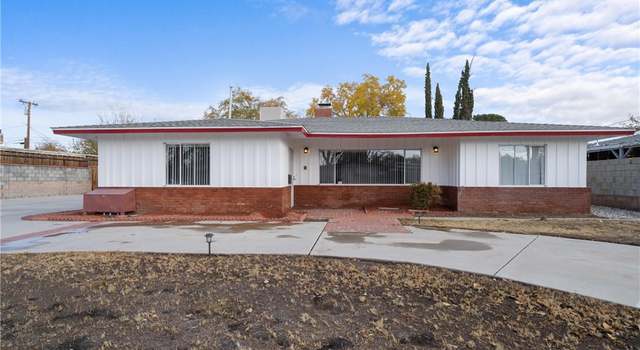 Photo of 44448 3rd St E, Lancaster, CA 93535