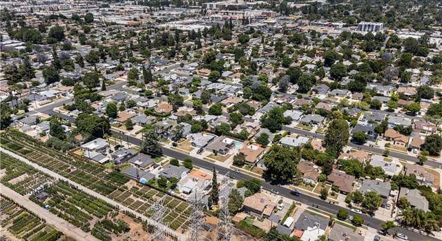 Photo of 8921 Geyser Ave, Northridge, CA 91324