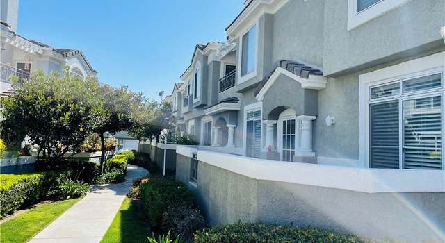 Photo of 690 Azure Ln #3, Corona, CA 92879
