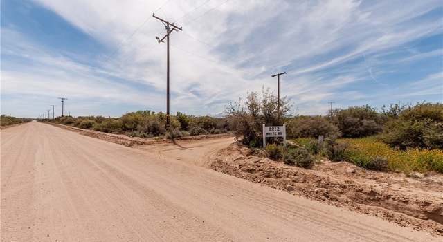 Photo of 8812 White Rd, Phelan, CA 92371