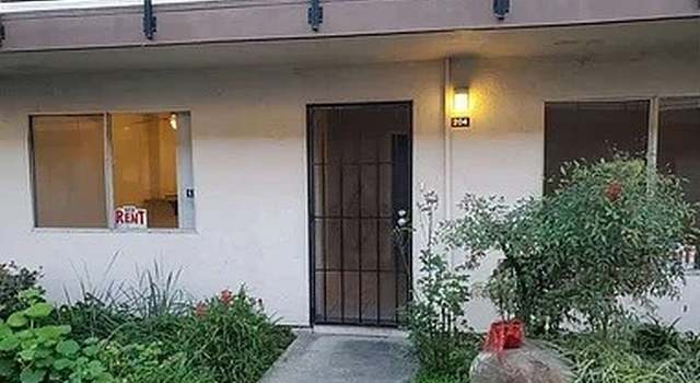 Photo of 5530 Ackerfield Ave #204, Long Beach, CA 90805