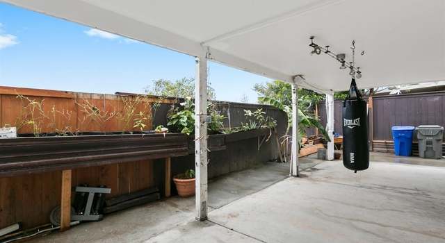 Photo of 848 Raintree Pl, Vista, CA 92084