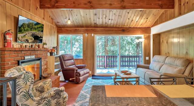 Photo of 570 Dover Ct, Lake Arrowhead, CA 92352