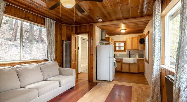 Photo of 438 Cedarbrook Dr, Twin Peaks, CA 92391