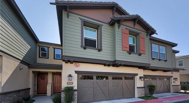 Photo of 22008 Barrington Way, Saugus, CA 91350