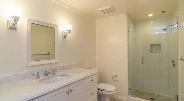 Photo of 700 E Union St #201, Pasadena, CA 91101