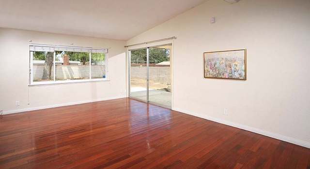 Photo of 1121 W Avenue J13, Lancaster, CA 93534