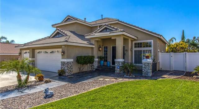 Photo of 7684 Double A Ln, Highland, CA 92346