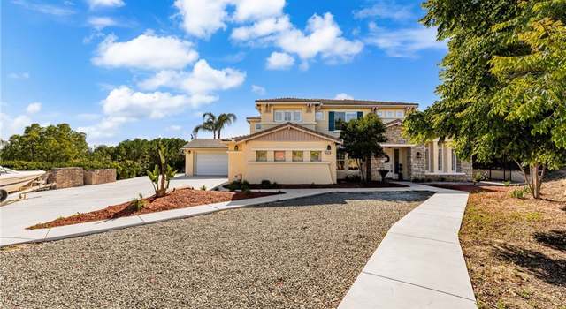 Photo of 18660 Sunset Knoll Dr, Riverside, CA 92504