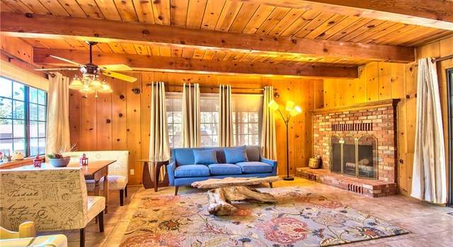 Photo of 1869 Twin Lakes Dr, Wrightwood, CA 92397