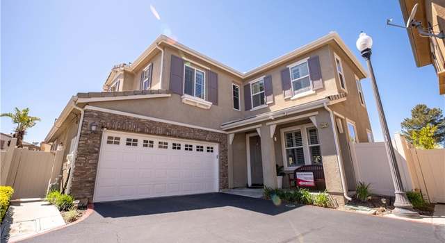 Photo of 20424 Victory Ct, Newhall, CA 91350