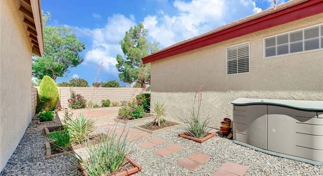 Photo of 11241 Pleasant Hills Dr, Apple Valley, CA 92308