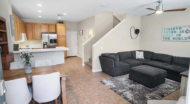 Photo of 25403 Parkwood Ln, Saugus, CA 91350