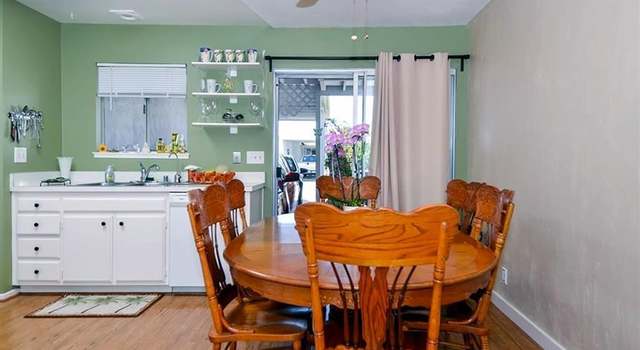 Photo of 3518 Pear Blossom Dr, Oceanside, CA 92057