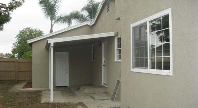 Photo of 236 E Orchard St, Rialto, CA 92376