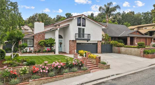 Photo of 23510 Highland Glen Dr, Newhall, CA 91321