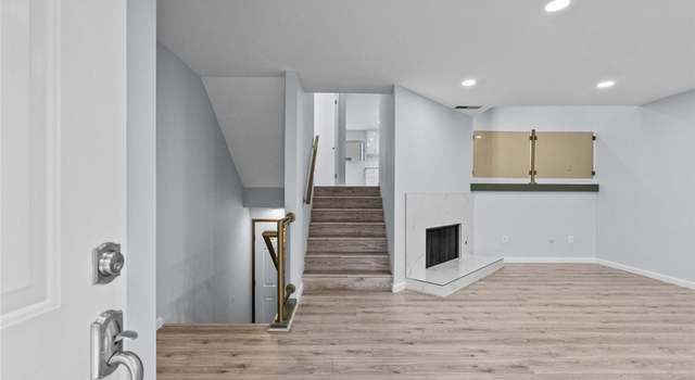 Photo of 7130 Glade Ave Unit D, Canoga Park, CA 91303