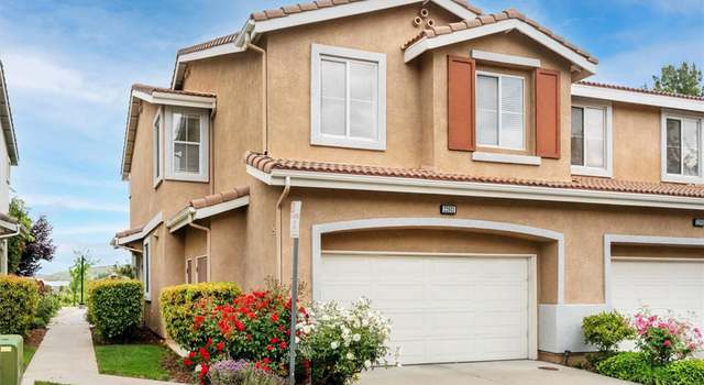 Photo of 22603 Crown Point Ct, Saugus, CA 91350