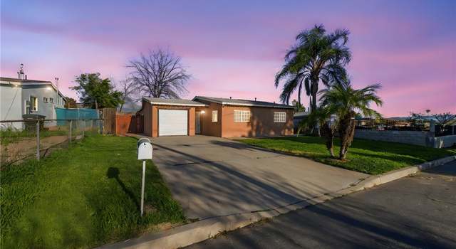 Photo of 6735 Valaria Dr, Highland, CA 92346
