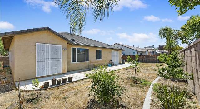 Photo of 1811 Cape Horse Dr, San Jacinto, CA 92582