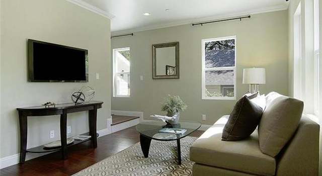 Photo of 164 Grove St, Sierra Madre, CA 91024