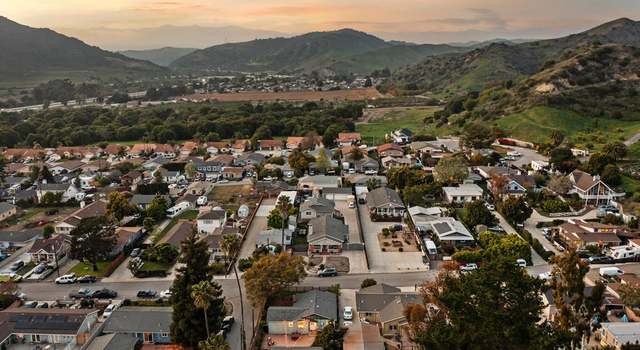 Photo of 292 Fraser Ln, Ventura, CA 93001