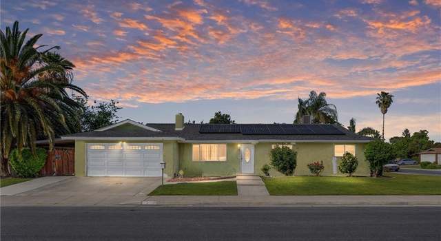 Photo of 2716 Bladen St, Bakersfield, CA 93309