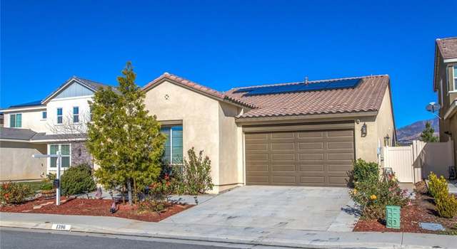 Photo of 1396 Galaxy Dr, Beaumont, CA 92223