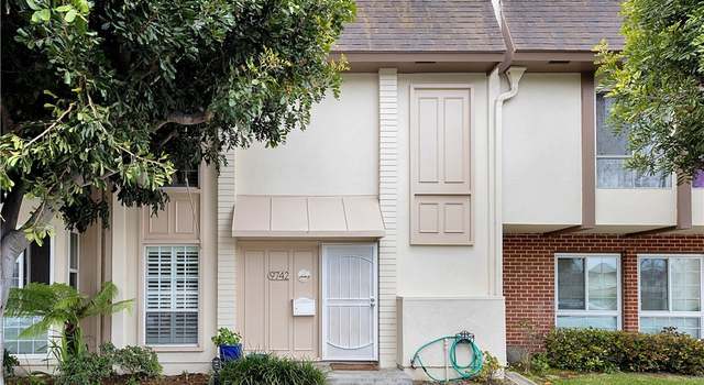Photo of 9742 Villa Pacific Dr, Huntington Beach, CA 92646