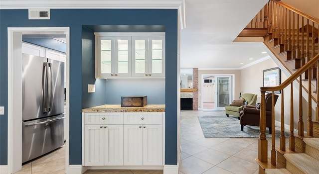 Photo of 9742 Villa Pacific Dr, Huntington Beach, CA 92646