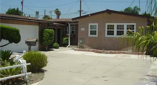 Photo of 2364 STANBRIDGE Ave, Long Beach, CA 90815