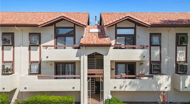 Photo of 18142 American Beauty Dr #1065, Canyon Country, CA 91387