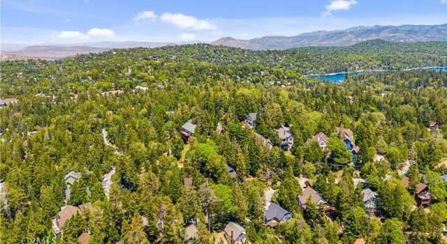 Photo of 395 Rainier Rd, Lake Arrowhead, CA 92352