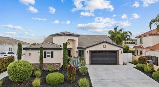 Photo of 40359 Heirloom Ct, Murrieta, CA 92562