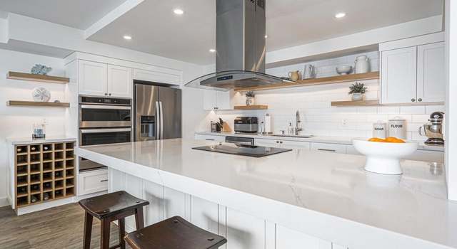 Photo of 1830 Avenida Del Mundo #601, Coronado, CA 92118
