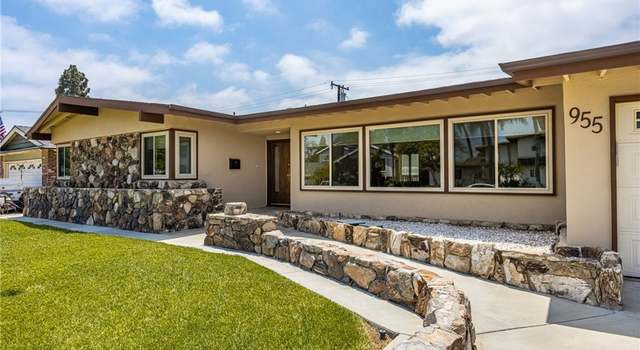 Photo of 955 S Peregrine Pl, Anaheim, CA 92806