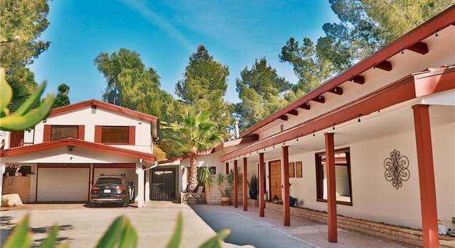 Photo of 27424 Homyr Pl, Canyon Country, CA 91351