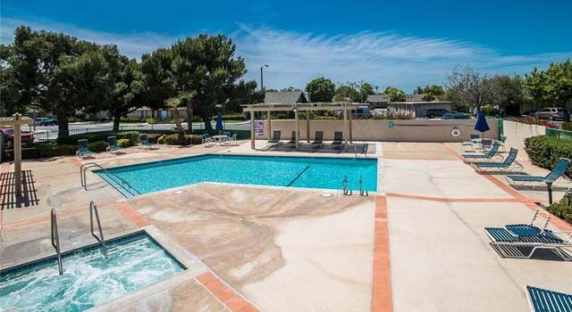 Photo of 8565 Trinity Cir Unit 821 E, Huntington Beach, CA 92646